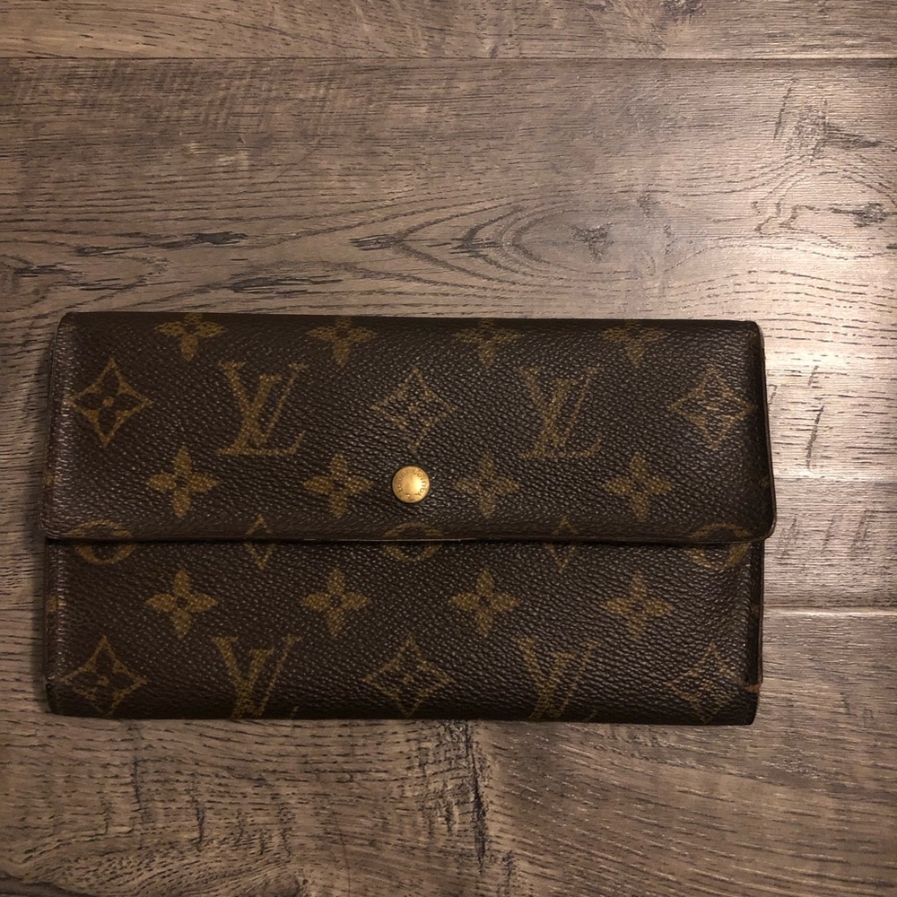 Authentic Louis Vuitton wallet